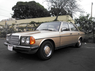 Illustration for article titled Gray Gmarket Gold Gmercedes Goodness